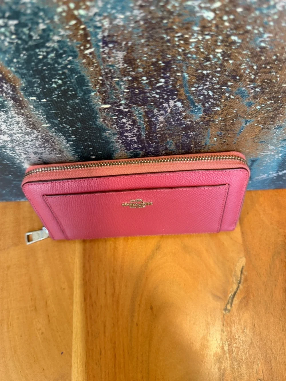 Coach Barbiecore Pink Leather 3/4 Zip Wallet 2010s (GUC)‎